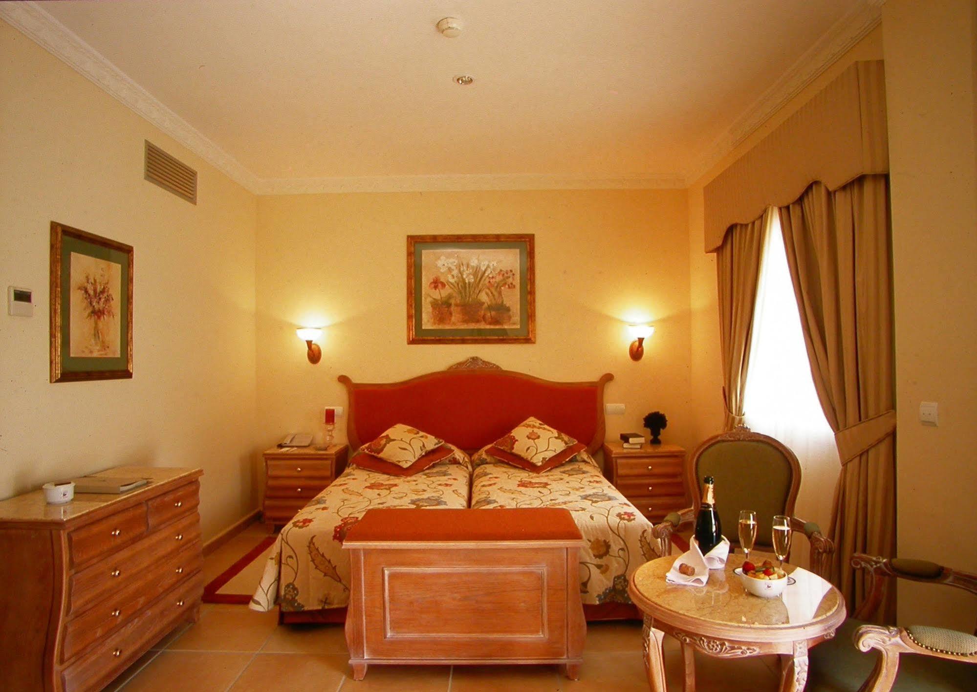Gran Hotel Benahavis Spa Bilik gambar